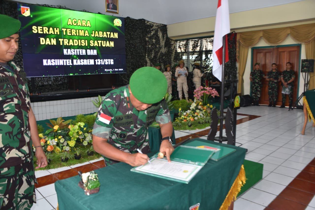 Brigjen Tni Wakhyono Pimpin Sertijab Kasiintel Dan Kasiter Korem