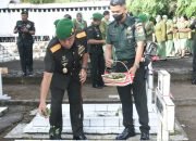 Danrem Santiago Ziarah dan Tabur Bunga di TMP Manado