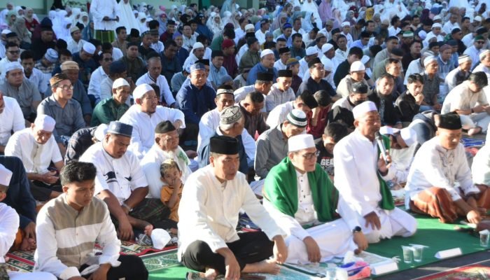 Korem Santiago Gelar Sholat Idul Adha 1445 H Sekaligus Penyembelihan 9 Hewan Kurban