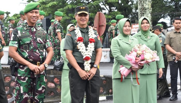 Kunjungan Kerja Pangdam Merdeka di Yonzipur 19/Yudha Karya Nyata