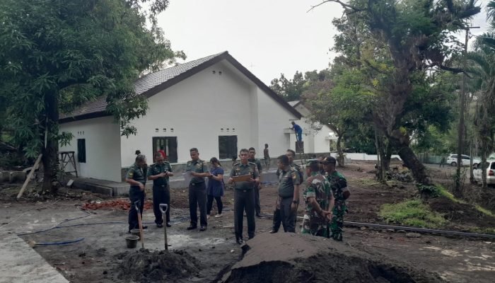 Tim Itjenad Tinjau Rehab Swakelola Rumah Dinas Program TNI AD di Wilayah Zidam XIII/Merdeka