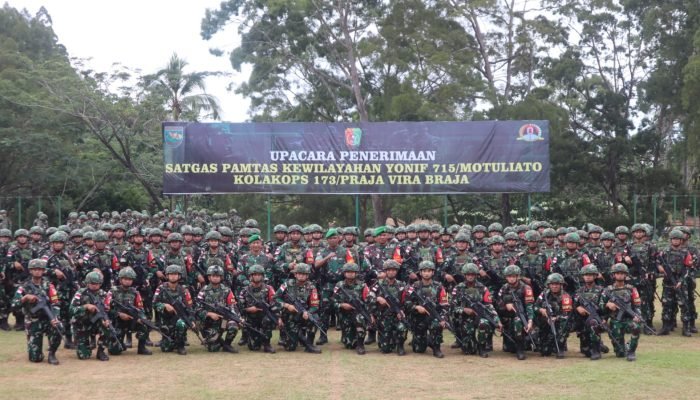 Danrem Praja Vira Braja Pimpin Upacara Penerimaan Satgas Pamtas Kewilayahan Yonif 715/Motuliato