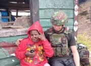 Borong Hasil Kebun, Upaya Satgas Pamtas Kewilayahan Yonif 715/Motuliato Sejahterakan Masyarakat Papua