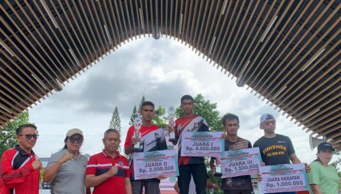 Kembali Cetak Prestasi, Prajurit Wiratama Sabet Juara Pada Event Minahasa Christmas Fun Run 2024