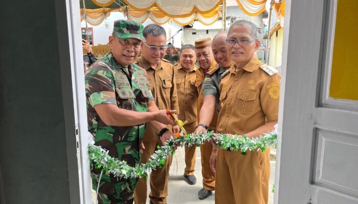 Kasrem Nani Wartabone Resmikan Rumah Layak Huni Hasil Kerjasama Kodim dan Pemerintah Kota Gorontalo